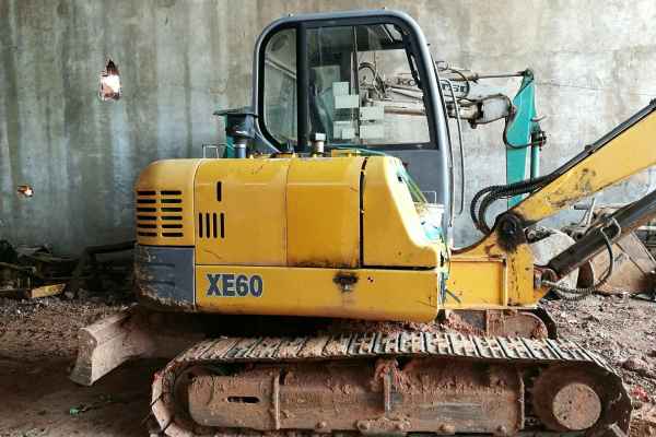 江西出售转让二手7356小时2011年徐工XE60挖掘机