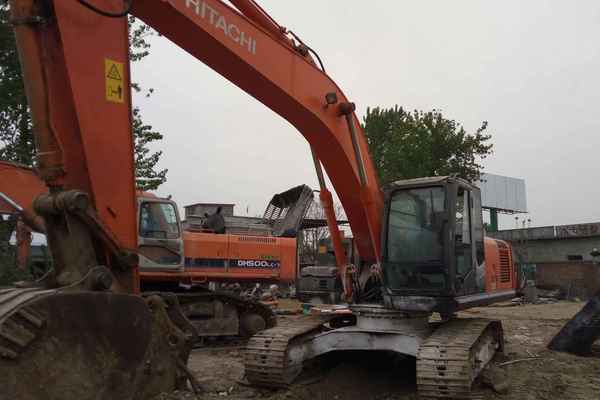 河北出售转让二手8600小时2004年日立ZX200挖掘机