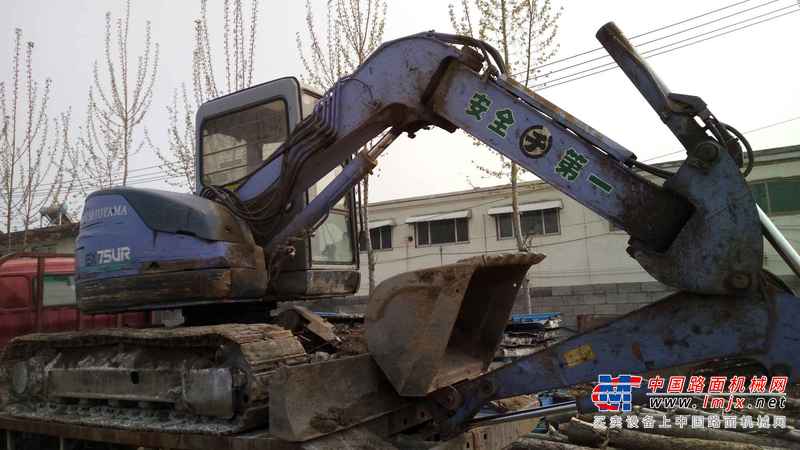 河北出售转让二手9500小时2005年日立EX75UR挖掘机