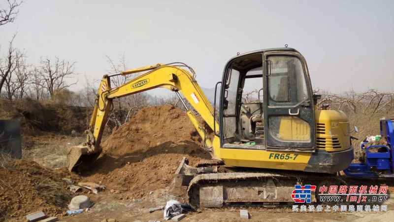 河北出售转让二手5000小时2010年福田雷沃FR65挖掘机