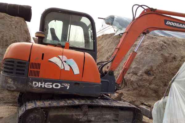 河北出售转让二手5900小时2008年斗山DX60挖掘机