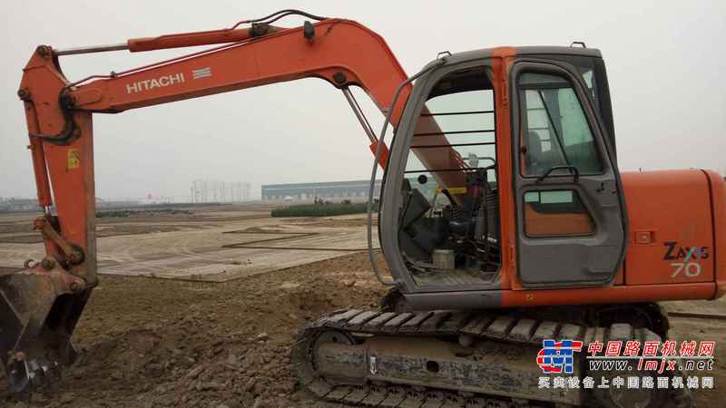 河北出售转让二手9300小时2010年日立ZX70挖掘机