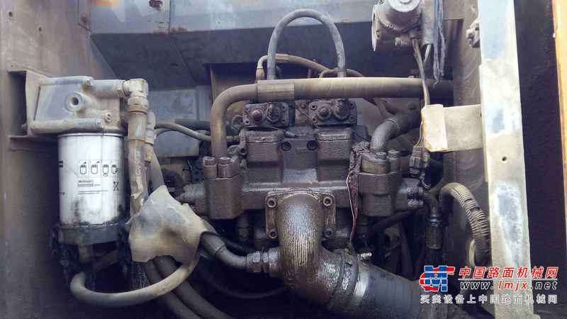 山西出售转让二手14000小时2006年日立ZX230挖掘机