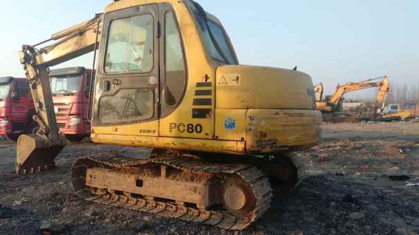 山东出售转让二手8000小时2009年小松PC60挖掘机