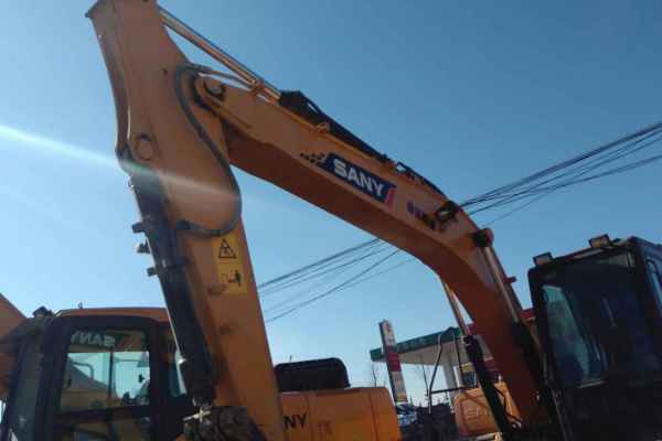 山东出售转让二手1800小时2015年三一重工SY135C挖掘机