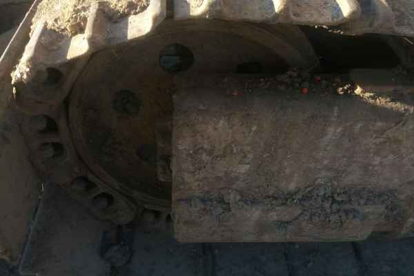 黑龙江出售转让二手9000小时2009年现代R80挖掘机