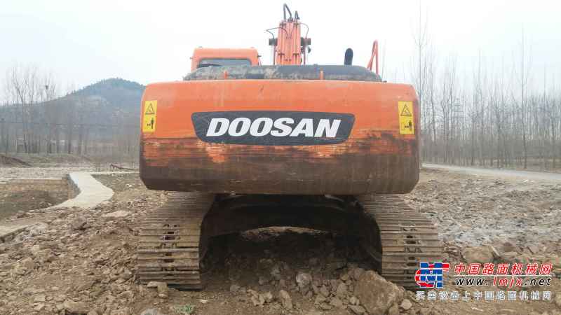 山东出售转让二手5600小时2009年斗山DH220LC挖掘机