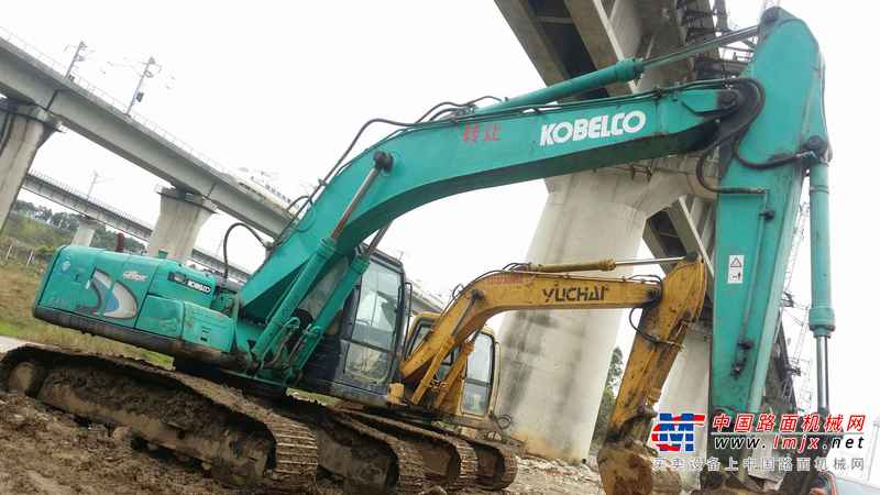 广西出售转让二手9000小时2011年神钢SK210LC挖掘机