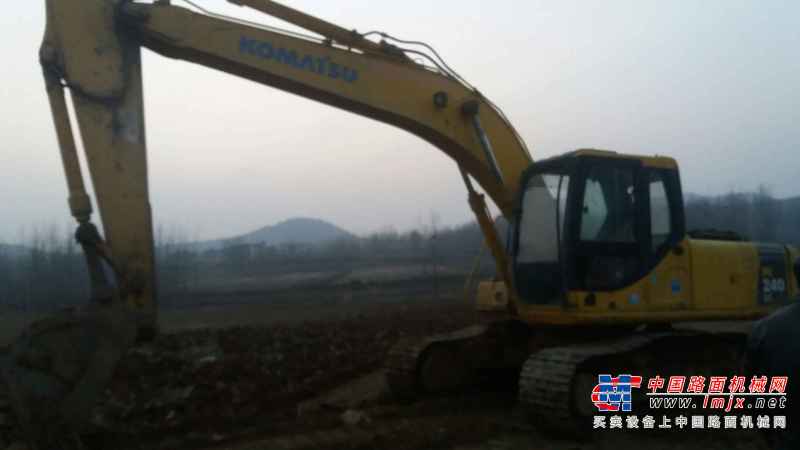 河南出售转让二手8000小时2004年柳工205C挖掘机