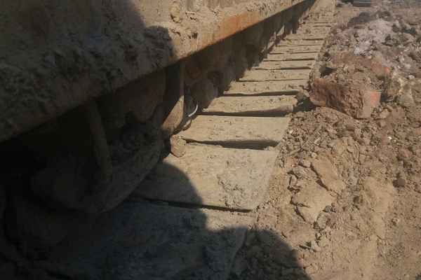 山东出售转让二手6000小时2011年山重建机924C挖掘机
