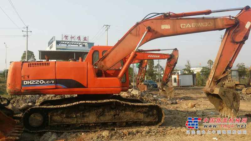 广西出售转让二手12000小时2005年大宇DH220LC挖掘机