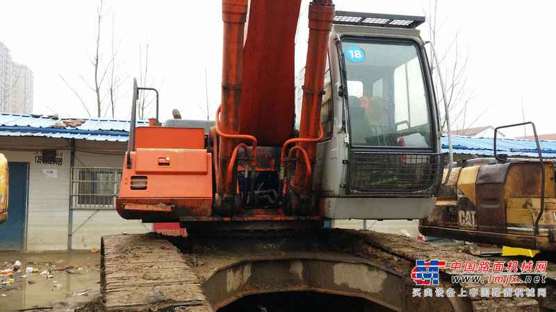 湖北出售转让二手10000小时2003年日立EX350挖掘机