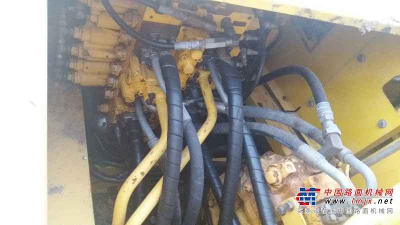 山东出售转让二手8700小时2007年小松PC270挖掘机
