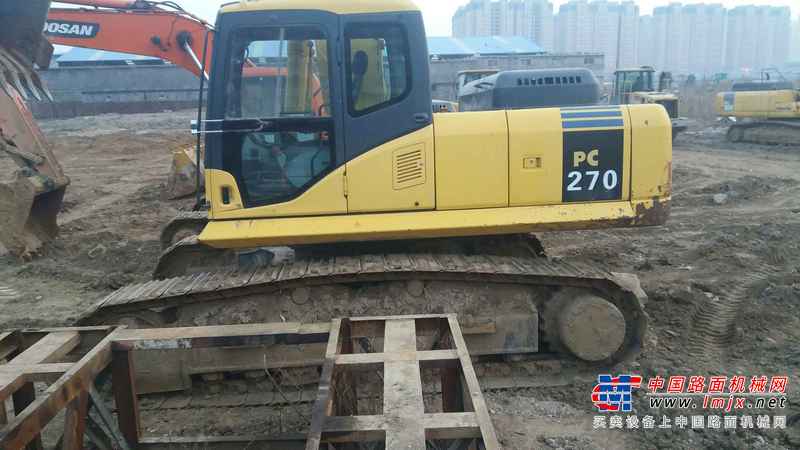 山东出售转让二手8700小时2007年小松PC270挖掘机