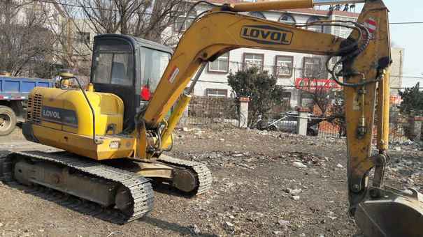 辽宁出售转让二手8500小时2010年福田雷沃FR65挖掘机
