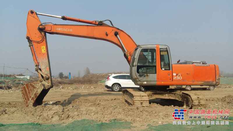 河南出售转让二手11628小时2007年日立ZX230挖掘机