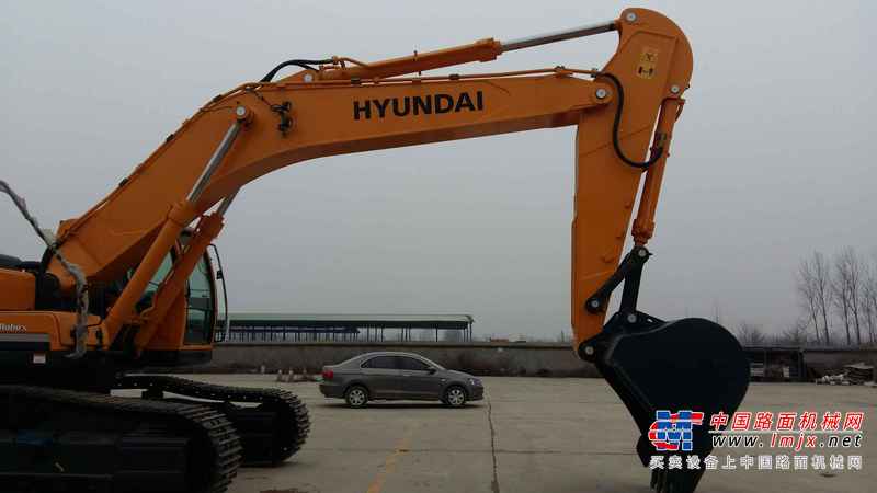 河南出售转让二手831小时2014年现代R385LC挖掘机