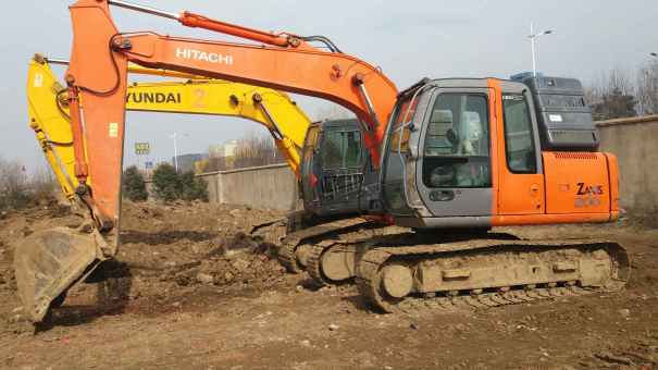 山东出售转让二手6500小时2010年日立ZX120挖掘机