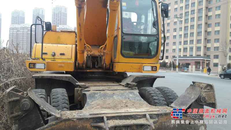 辽宁出售转让二手16000小时2004年现代轮挖R210W挖掘机