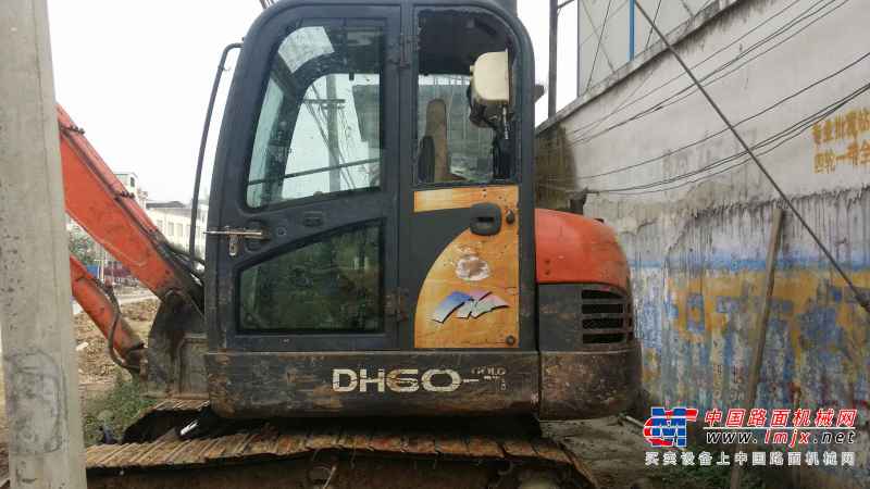 广西出售转让二手10000小时2008年斗山DH60挖掘机