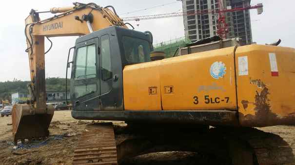 贵州出售转让二手8000小时2010年现代R335LC挖掘机