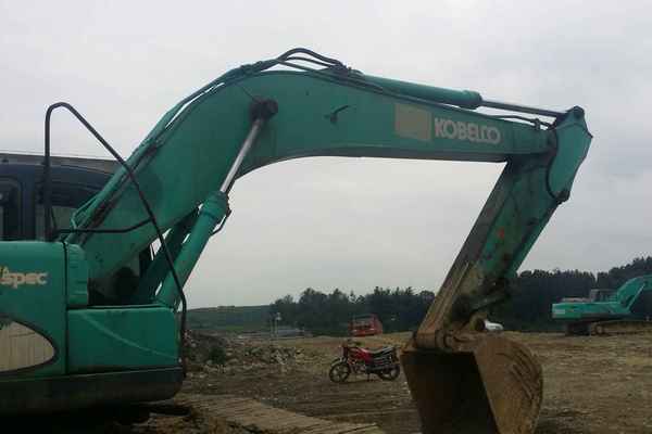 贵州出售转让二手10200小时2009年神钢SK260LC挖掘机