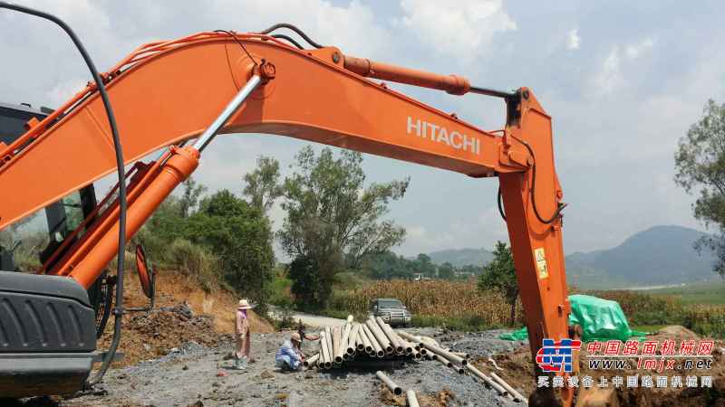 云南出售转让二手10324小时2012年日立ZX210H挖掘机