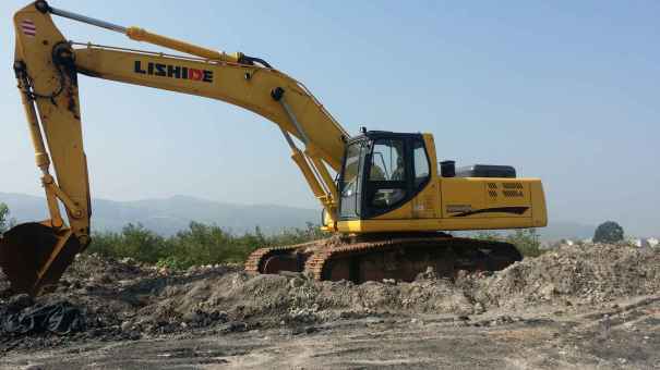 云南出售转让二手3800小时2014年力士德SC360挖掘机