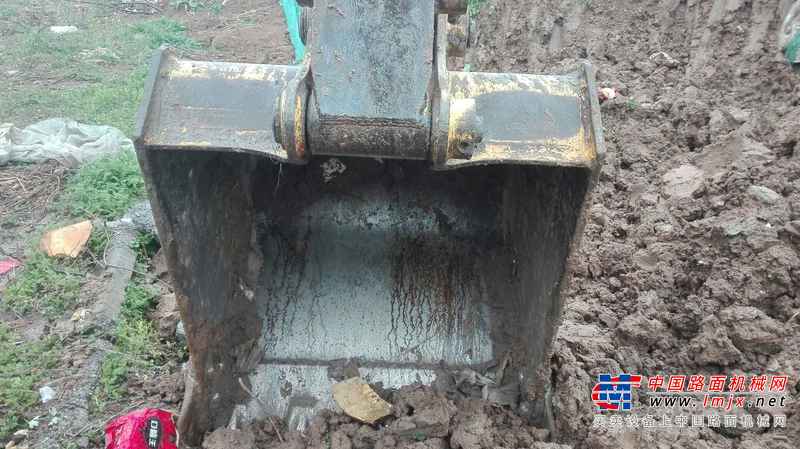 河南出售转让二手7420小时2011年小松PC70挖掘机