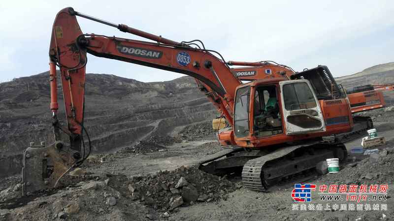 山西出售转让二手10300小时2010年斗山DH225LC挖掘机
