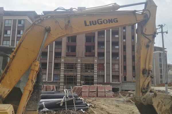 贵州出售转让二手9455小时2011年柳工915D挖掘机