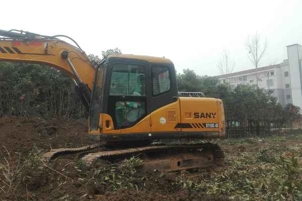 陕西出售转让二手8000小时2010年三一重工SY135C挖掘机