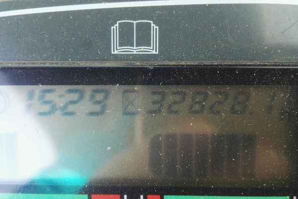 贵州出售转让二手25000小时2003年小松PC120挖掘机