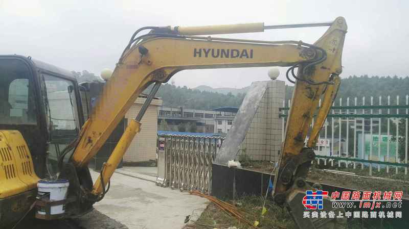 贵州出售转让二手6027小时2013年现代R55挖掘机