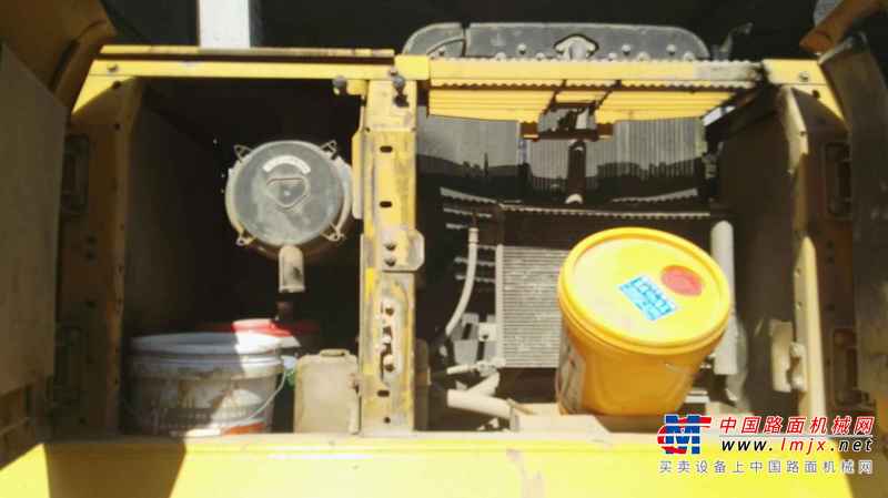 贵州出售转让二手12396小时2011年小松PC240挖掘机