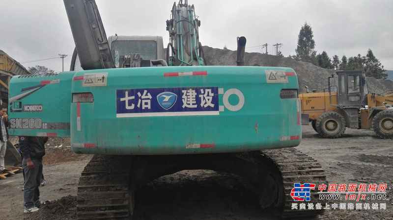 贵州出售转让二手18000小时2005年神钢SK250LC挖掘机