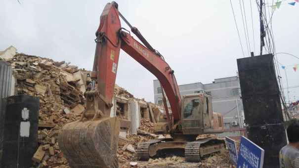 贵州出售转让二手10457小时2009年日立ZX240挖掘机