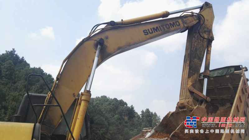 贵州出售转让二手10800小时2010年住友SH240挖掘机