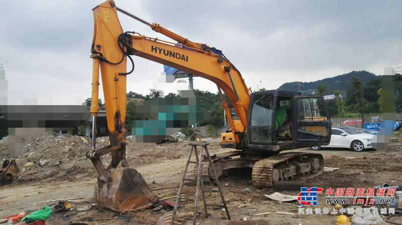 贵州出售转让二手5249小时2008年现代R215挖掘机