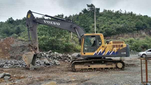 贵州出售转让二手998小时2012年沃尔沃EC210B挖掘机