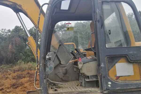 贵州出售转让二手5065小时2012年沃得重工W285挖掘机