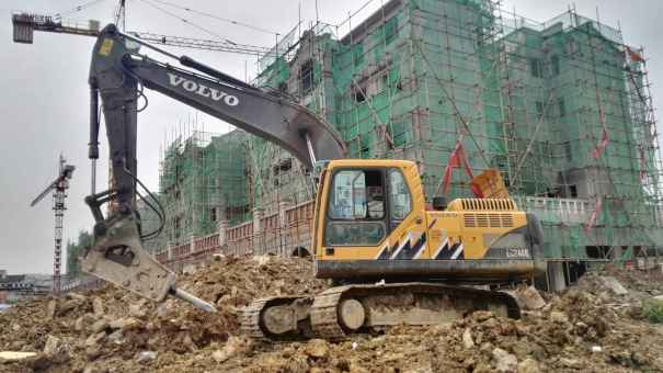 贵州出售转让二手8150小时2012年沃尔沃EC210B挖掘机