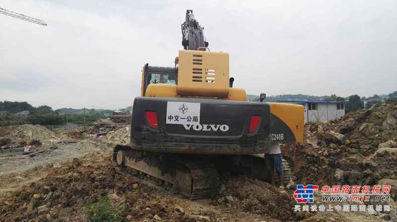 贵州出售转让二手8150小时2012年沃尔沃EC210B挖掘机