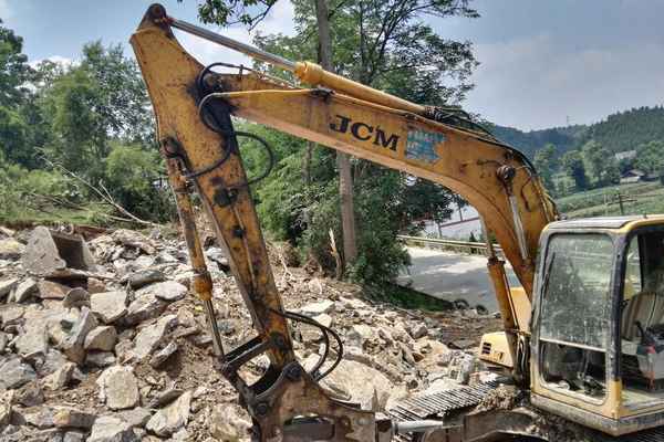 贵州出售转让二手6362小时2012年山重建机JCM913D挖掘机