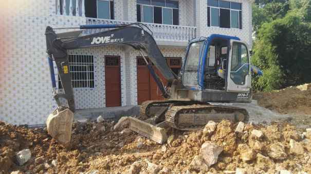 贵州出售转让二手5614小时2012年恒天九五重工JV70挖掘机