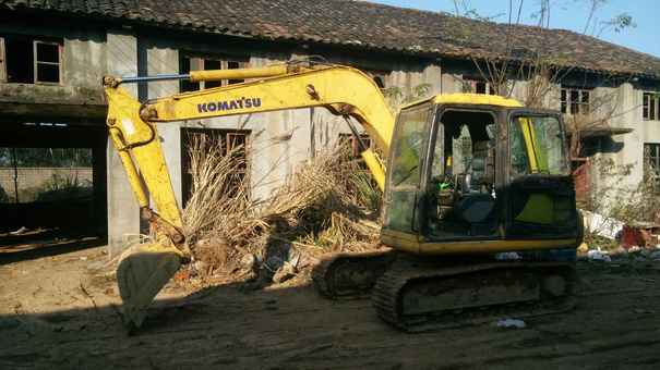 江西出售转让二手12000小时2008年小松PC60挖掘机