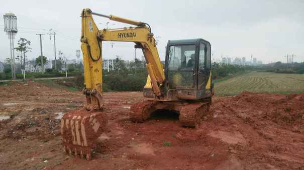 江西出售转让二手8100小时2009年现代R55挖掘机