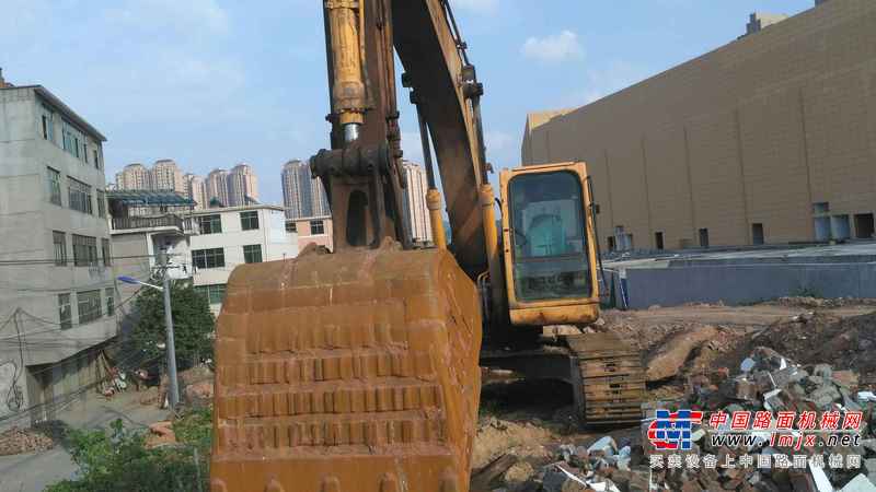 江西出售转让二手9999小时2009年现代R215挖掘机