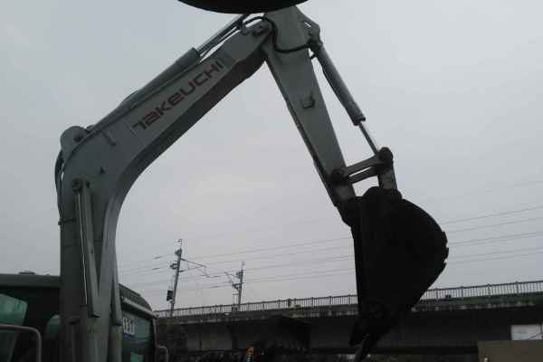 湖南出售转让二手5000小时2010年竹内TB175S挖掘机