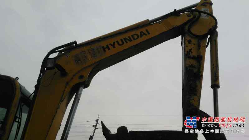 湖南出售转让二手5000小时2010年现代R60挖掘机